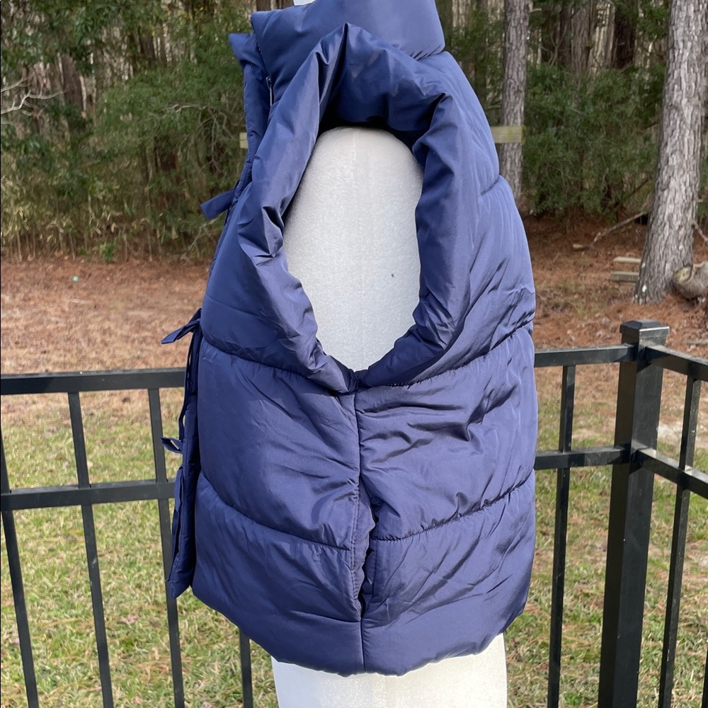 Blu Pepper Navy Bow  Front Quilted Zippered Puffer Vest - Picture 4 of 9
